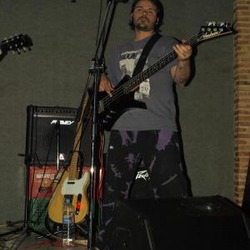 Gustavo Pereda en Hangar 19
